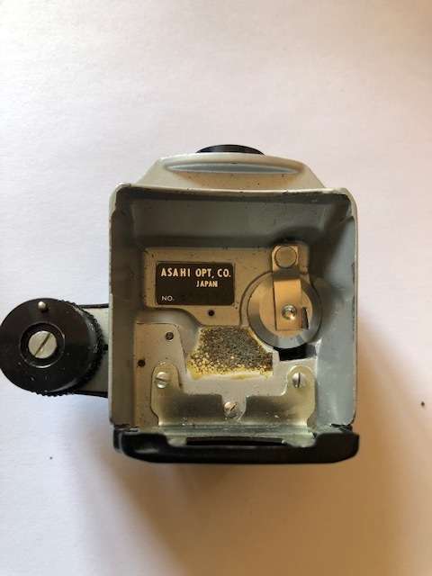 ASAHI PENTSX VINTAGE  CLIP ON  BODY LIGHT METER LIKE NEW NEVR BEEN USED.