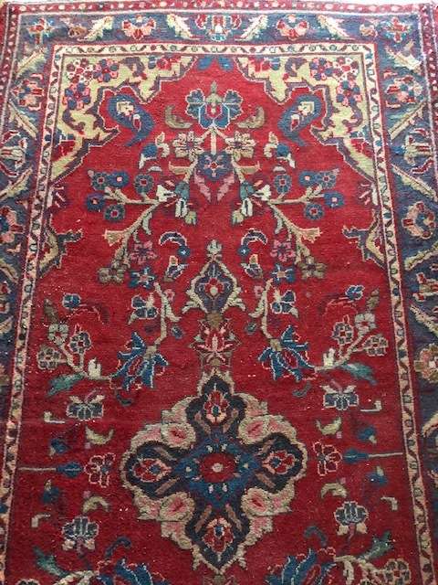 STUNNING  VINTAGE ORIGINAL HAND MADE PERSIAN CARPET