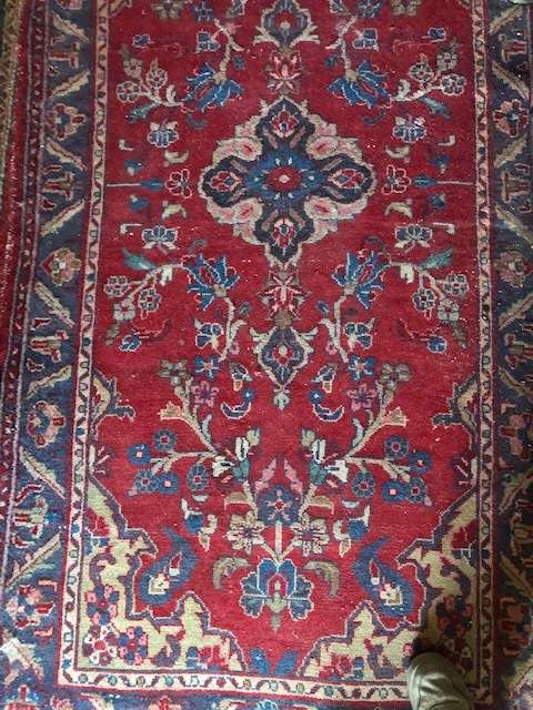 STUNNING  VINTAGE ORIGINAL HAND MADE PERSIAN CARPET