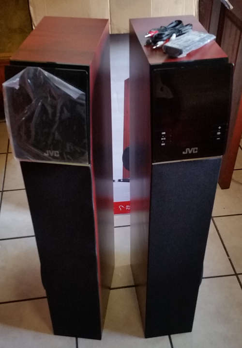 JVC Twin Tower Speaker System (TH-DKN80) - Please Read!