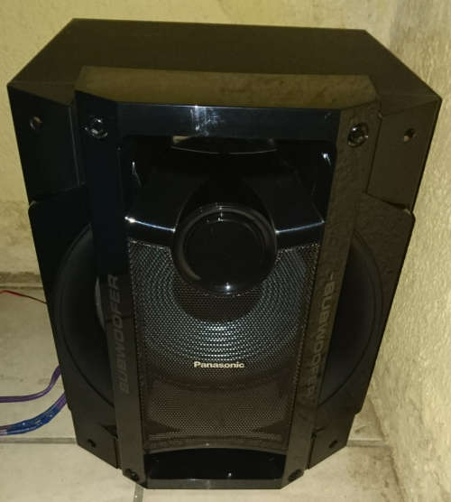 PANASONIC SC-VK680 5-DISC CHANGER DVD MINI SYSTEM FOR 110-240 VOLTS