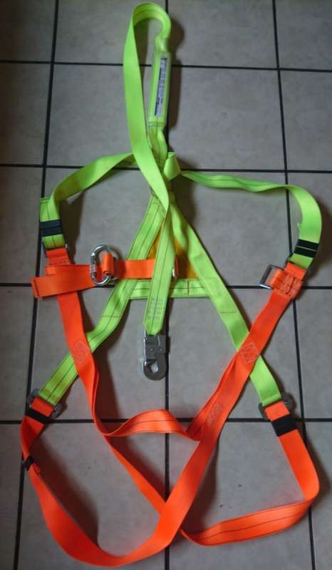 Full Body Harness with Single and double Arrest Lanyard
