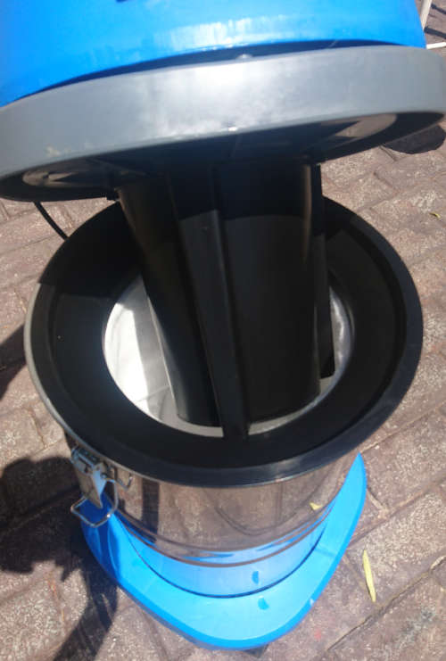 SEMCA 1200W 30L Wet n Dry Industrial Grade Vacuum Cleaner (Please Read)