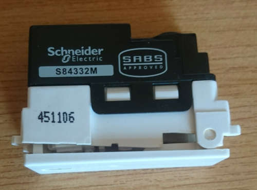 Schneider 16A 2-way Switch Module (1 wide) WE