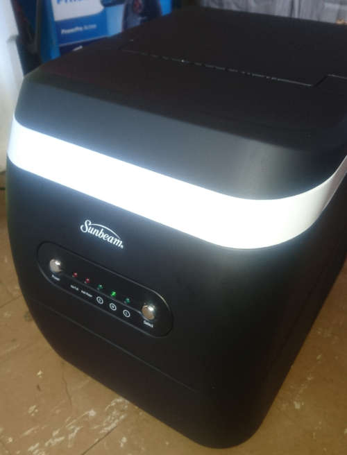 Sunbeam12-15kg Ice Maker (SIM-002) Display Unit - Black matte (Please Read)