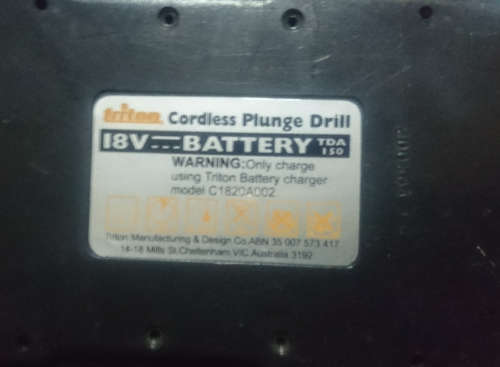 Triton 18v Cordless Plunge/Hammer Drill - TDA 100 (Almost New!)