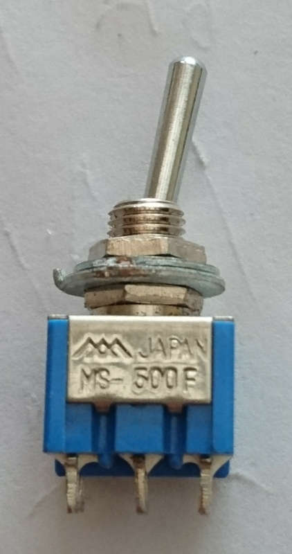 6 Pin Toggle Switch (1 Bid for 6 Switches) R20 additional per bid - (Japan/HongKong Products)