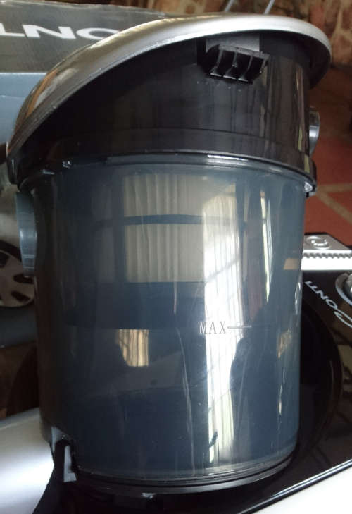 2200W Conti Cyclonic Vacuum Cleaner (CCB-2200) - Washable HEPA Filtration - Display - (Please Read)