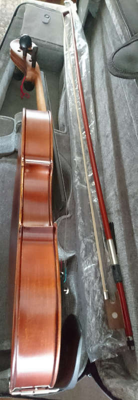 Full Size Violin With Bow & Case - Please Read/Cosmetics -  (JYN-E900) 4/4