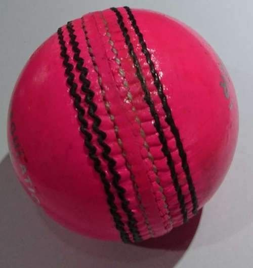 156g Winner MCC Regulated Hand Sewn Cricket Ball