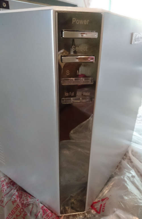 Sunbeam Ice Maker - SIM09s - Display Unit - As New!