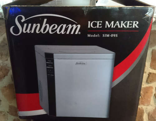 Sunbeam Ice Maker - SIM09s - Display Unit - As New!
