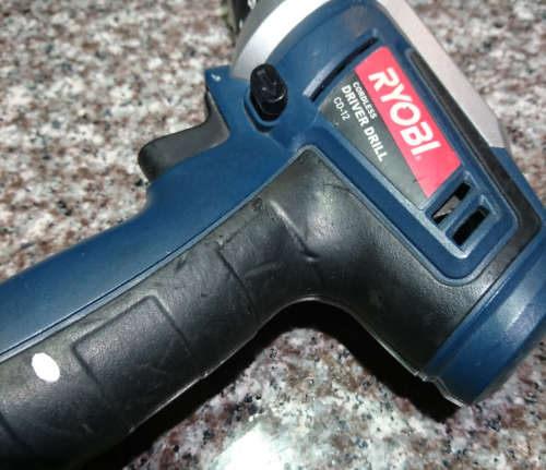 Ryobi 12V Cordless Driver Drill CD-12 (Spares or Restoration -  Require Charger)