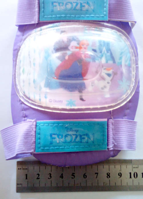 Disney's Frozen Knee & Elbow Guards (Durable For All Active Sports) - Medium (7-11 yrs)