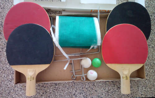 Four Player Table Tennis/Pong Set (Great Indoor Office Refresher)