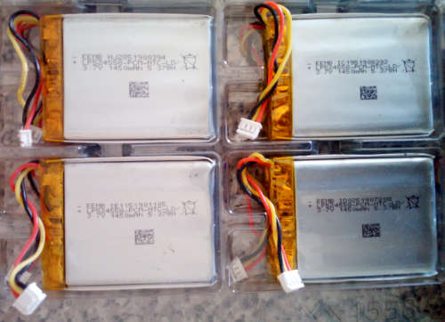 Rechargeable 3.7V 1450mAh 3pin Battery Pack (5mm Thick) - R30 additional per battery