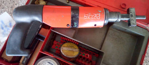 Hilti DX400 Piston Drive Powder Actuated Concrete Nail Gun (Please Read)