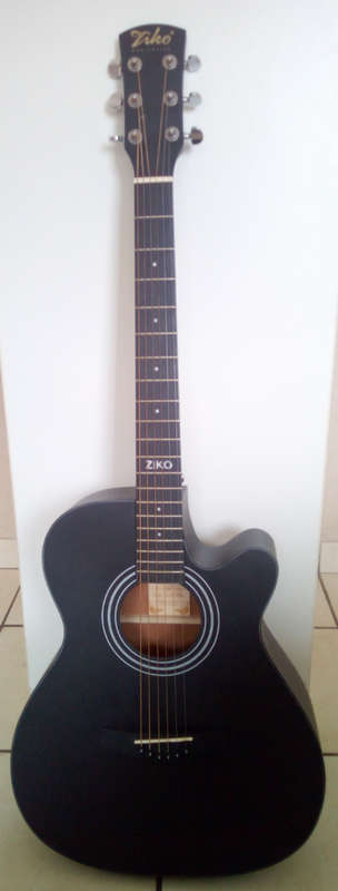 40inch Ziko Acoustic Guitar - 4002CEB (Please Read) In-built Tuner & Eq-out