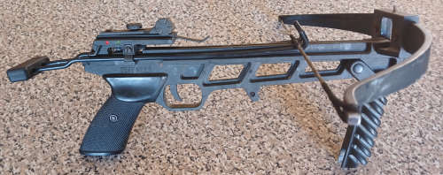 Crisbow Defender