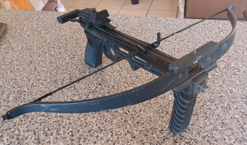 Crisbow Defender