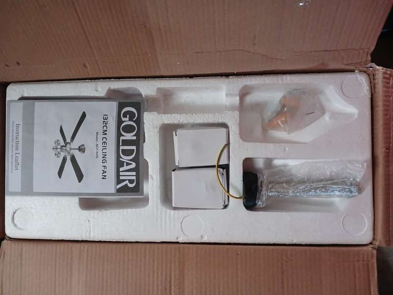 Please Read - Goldair 132cm 4 Blade Ceiling Fan (GCF-505) Display Unit