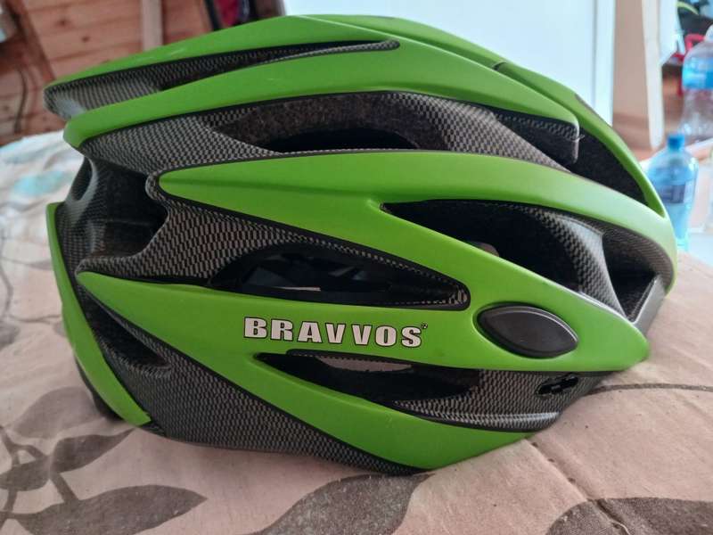 Bravvos Unisize Cycle Helmet (No original packaging- As New