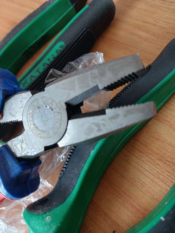 6`Katana Combination Plier (1 bid for all 6)