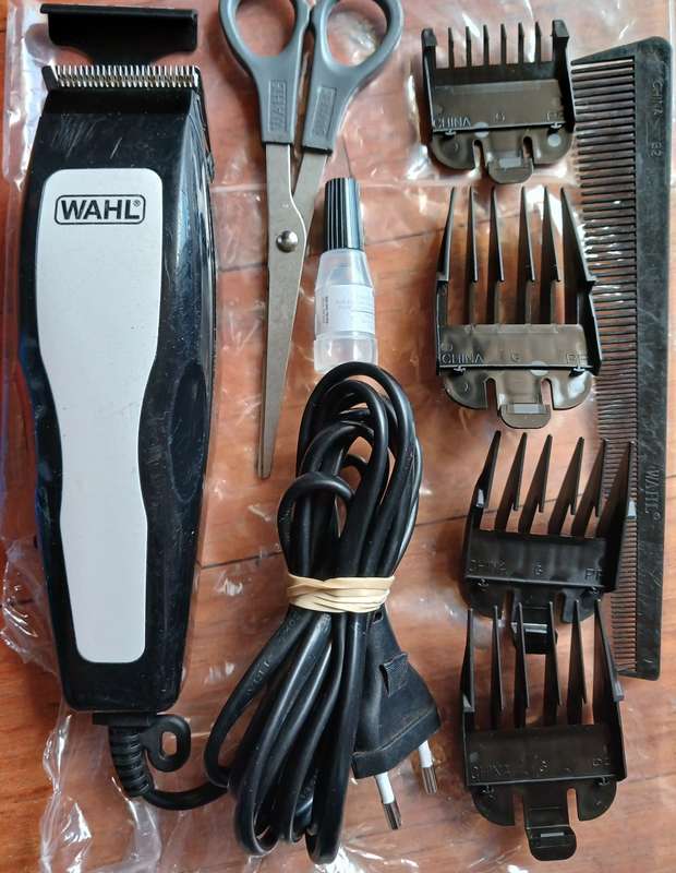 Wahl Hair Clipper Set (Please Read - Cosmetics)