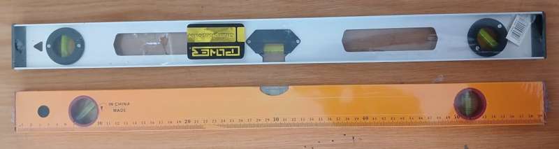 600mm Level (1 bid for both)