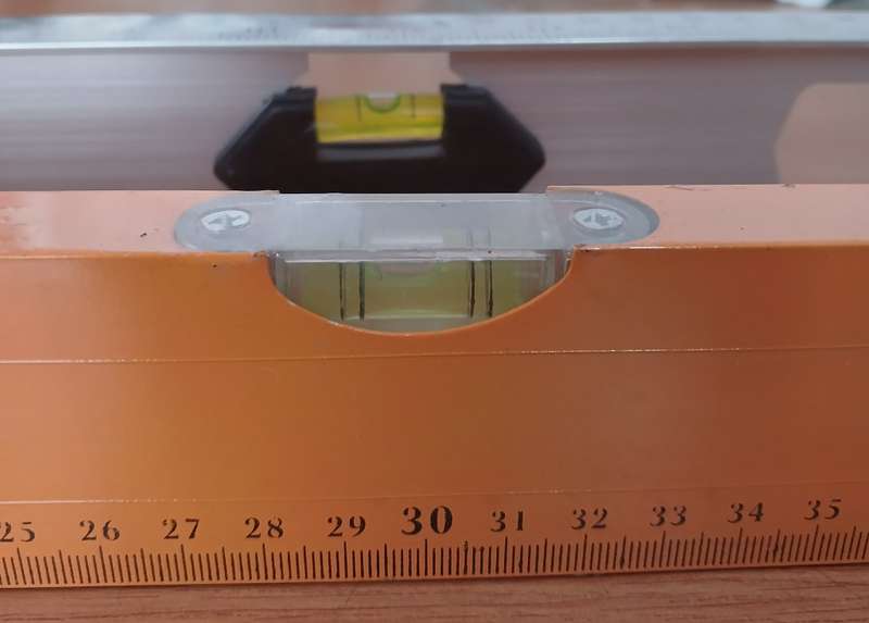 600mm Level (1 bid for both)