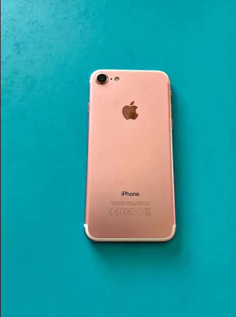 APPLE IPHONE 7 32G|| EXCELLENT CONDITION, NO ICLOUD,OPEN TO ALL NETWORK ||BARGAIN