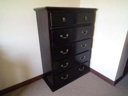 Beautiful solid pine chest of drawers