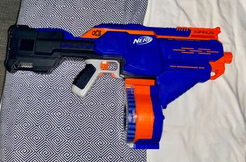 7 x Nerf Guns