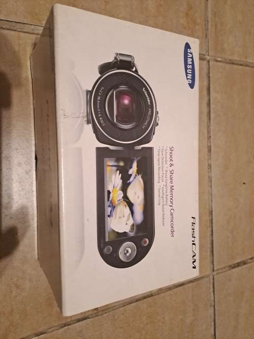 Video camera  samsung flashcam smx-f30