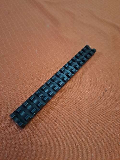 picatinny rail