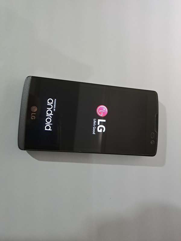 LG Leon LTE smartphone
