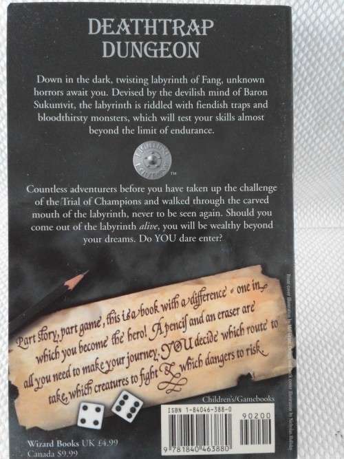 A FIGHTING FANTASY GAMEBOOK - DEATHTRAP DUNGEON