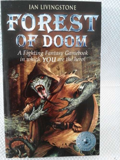 A FIGHTING FANTASY GAMEBOOK - FOREST OF DOOM