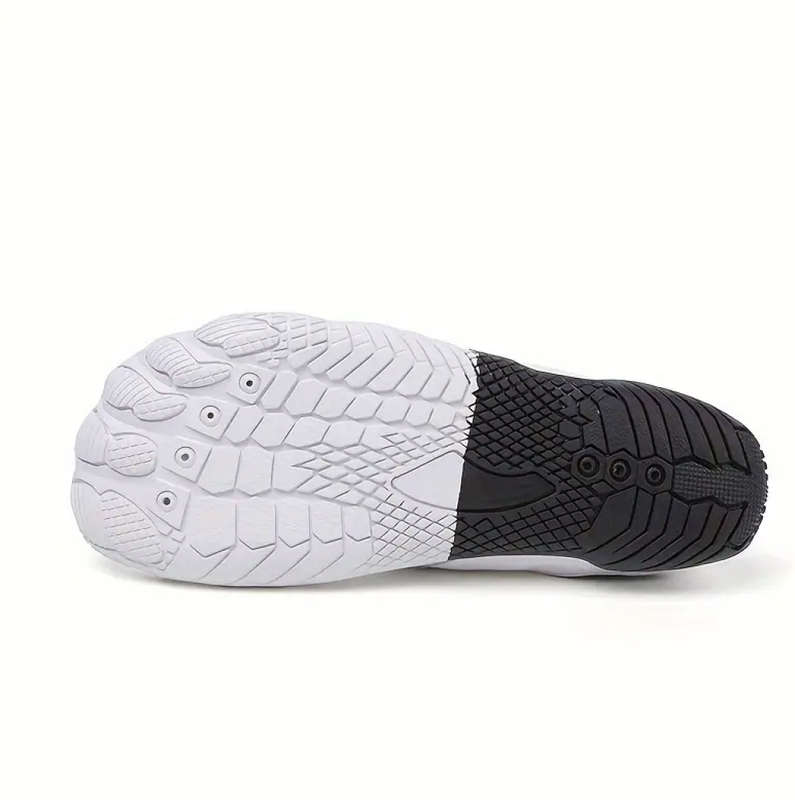 Lightweight barefoot feel Aqua Shoes Various sizes white and grey Lace Up