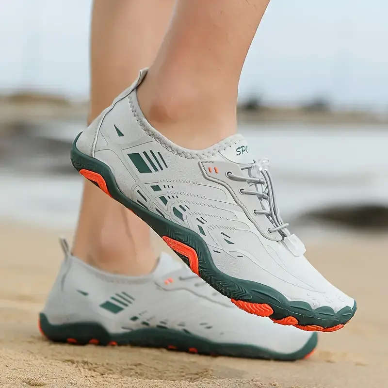 Mocha Lightweight barefoot feel / Aqua Shoes Size 6