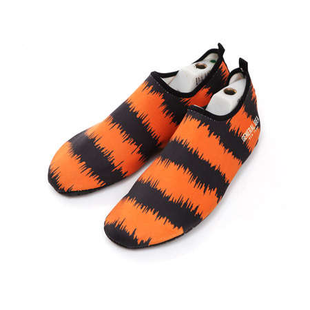 ACTOS   Lightweight Skin Shoes General Idea in Orange