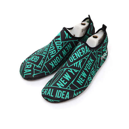 ACTOS Lightweight Unisex Skin Shoes New York in Black and Mint Green Size 6.5-7.5