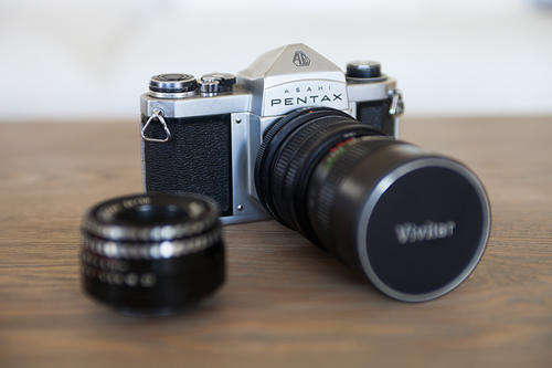 Asahi Pentax camera plus 2 lenses NOT WORKING