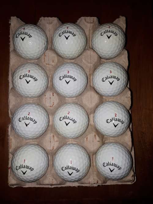 12 Calaway Golf Balls