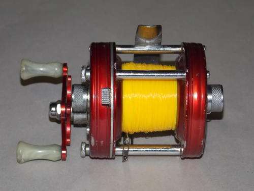 Vintage ABU Garcia Ambassadeur 5000 fishing reel made in Svangsta Sweden-excellent working condition
