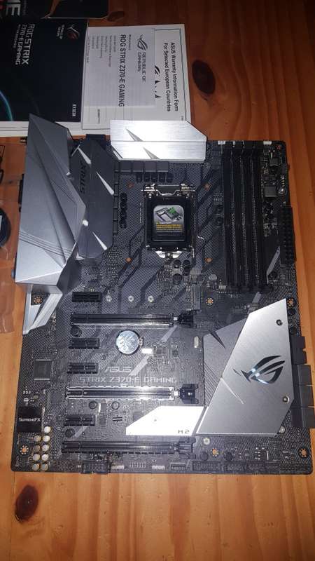 ASUS STRIX Z370-E GAMING ( READ DESCRIBTION )