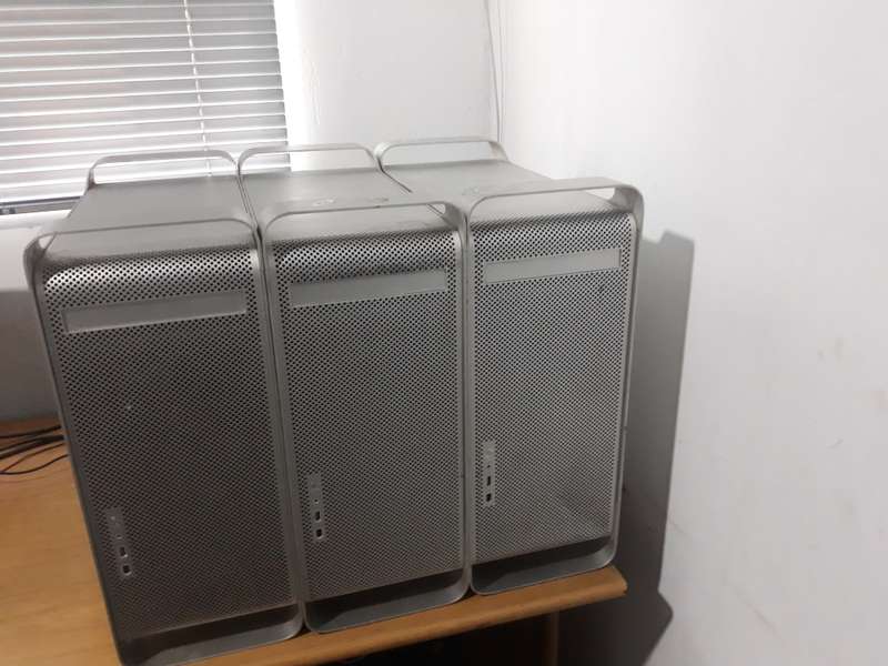APPLE Mac Towers