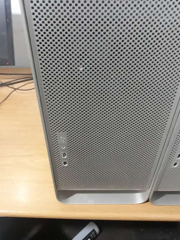 APPLE Mac Towers