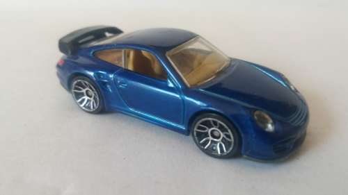 Hotwheels: Porsche 911 GT2