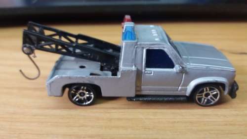 Custom Made: Tow Truck (Emergency Service)